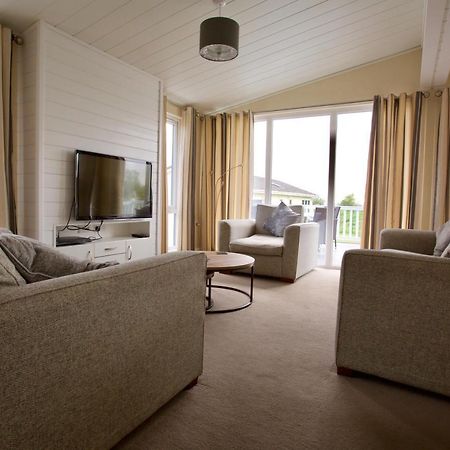 Lovely 3-Bed Cottage In Ely Exteriör bild